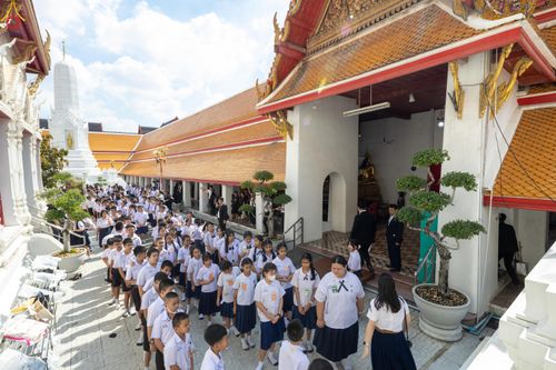 ภาพ No.288928:วันพุธที่ 17 ธันวาคม พ.ศ.2568 กิจกรรมเยาวชนไทยรวมใจทำความดี "เด็กดีมหานคร ต้นแบบด้านศีลธรรม" แข่งขันสอบตอบปัญหาศีลธรรมในพระพุทธศาสนา ครั้งที่ 7 และวันรวมพลังเด็กดี V-Star ประจำปี 2568 ณ วัดมหาธาตุยุวราชรังสฤษฎิ์ราชวรมหาวิหาร กรุงเทพมหานคร