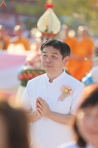 ภาพ No.293868:วันที่ 14 มกราคม พ.ศ. 2569 พิธีจุดประทีปถวายเป็นพุทธบูชา และบูชาธรรมมหาปูชนียาจารย์  ณ วัดสองพี่น้อง ต.ต้นตาล อ.สองพี่น้อง จ.สุพรรณบุรี ในโครงการธรรมยาตรา กตัญญูบูชา มหาปูชนียาจารย์ พระมงคลเทพมุนี(สด จนฺทสโร) พระผู้ปราบมาร อนุสรณ์สถาน 7 แห่ง ปีที่ 14