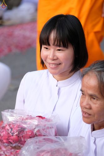 ภาพ No.287907:วันที่ 3 มกราคม พ.ศ. 2569 พิธีต้อนรับพระธรรมยาตรา ครั้งที่ 2 (ภาพชุดที่ 2) ในโครงการธรรมยาตรา กตัญญูบูชา มหาปูชนียาจารย์ พระมงคลเทพมุนี(สด จนฺทสโร) พระผู้ปราบมาร อนุสรณ์สถาน 7 แห่ง ปีที่ 14 ณ อนุสรณ์สถานมหาวิหารพระมงคลเทพมุนี (โลตัสแลนด์) อ.สองพี่น้อง จ.