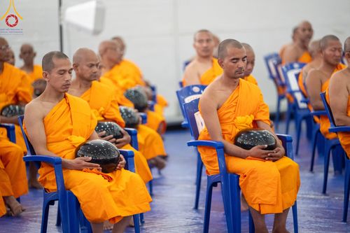 ภาพ No.314226:วันอังคารที่ 17 มีนาคม พ.ศ. 2569 พิธีตักบาตรฉลองสามเณรใหม่ 500 รูป  ณ มณฑลพิธีลุมพินี ประเทศเนปาล