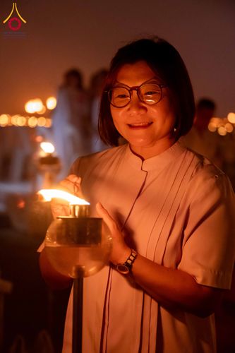 ภาพ No.312360:วันอังคารที่ 3 มีนาคม พ.ศ.2569 พิธีเวียนประทักษิณและจุดมาฆประทีป (ภาพชุดที่ 2) ณ ลานธรรมพระมหาธรรมกายเจดีย์ วัดพระธรรมกาย