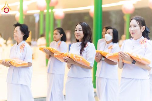 ภาพ No.298076:วันเสาร์ที่ 17 มกราคม พ.ศ. 2569 พิธีบรรพชาอุปสมบท โครงการอุปสมบทหมู่ บูชาธรรมครบ 117 ปี คุณยายอาจารย์มหารัตนอุบาสิกาจันทร์ ขนนกยูง  ณ อุโบสถพระไตรปิฎก วัดพระธรรมกาย