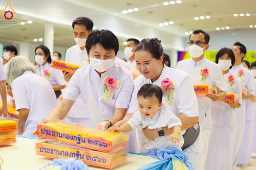 ภาพ No.92292:พิธีทอดกฐินธรรมชัยเพื่อสร้างอาคาร 115 ปี คุณยายอาจารย์มหารัตนอุบาสิกาจันทร์ ขนนกยูง อาทิตย์ต้นเดือนที่ 5 พฤศจิกายน พ.ศ. 2566 ณ วัดพระธรรมกาย จ.ปทุมธานี