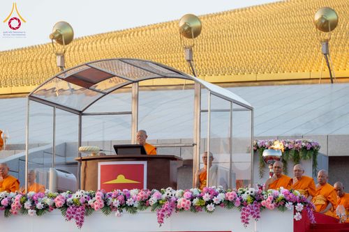 ภาพ No.312078:วันอังคารที่ 3 มีนาคม พ.ศ.2569 พิธีเวียนประทักษิณและจุดมาฆประทีป ณ ลานธรรมพระมหาธรรมกายเจดีย์ วัดพระธรรมกาย