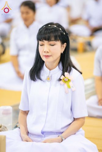 ภาพ No.318357:วันอาทิตย์ต้นเดือนที่ 5 เมษายน พ.ศ.2569 พิธีบูชาข้าวพระ ณ สภาธรรมกายสากล วัดพระธรรมกาย