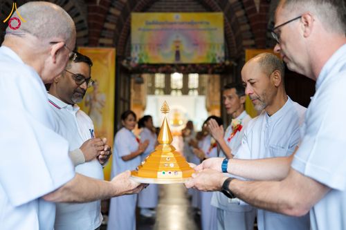 ภาพ No.329644:วันที่ 16 พฤษภาคม พ.ศ.2569 พิธีประดิษฐานพระประธาน และบรรจุพระบรมสารีริกธาตุ เนเธอร์เเลนด์