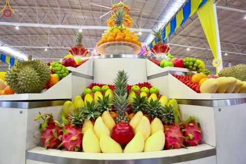 ภาพ No.105526:พิธีปฏิบัติธรรมและพิธีบูชาข้าวพระ ในวันจันทร์ที่ 1 มกราคม พ.ศ. 2567 ณ สภาธรรมกายสากล วัดพระธรรมกาย