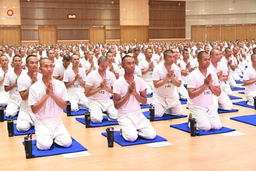 ภาพ No.340298:วันที่ 23 กรกฎาคม พ.ศ. 2569 พิธีเปิดโครงการพัฒนาคุณธรรม จริยธรรม สำหรับนักเรียนนายสิบตำรวจ (นสต.) รุ่นที่ 17 ศูนย์ฝึกอบรมตำรวจภูธรภาค 1 ระหว่างวันที่ 23-27 กรกฏาคม 2569 ( 5 วัน 4 คืน) ณ ศูนย์ปฏิบัติธรรมเวิล์ดพีช วัลเล่ย์ (World Peace Valley) เขาใหญ่  ต.ห