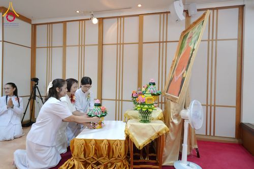 ภาพ No.346911:วันพฤหัสบดีที่ 27 สิงหาคม พ.ศ. 2569  พิธีปฏิบัติธรรมและทอดผ้าป่าบำรุงวัด เนื่องในวันธรรมชัย ณ วัดพระธรรมกายโตเกียว ประเทศญี่ปุ่น