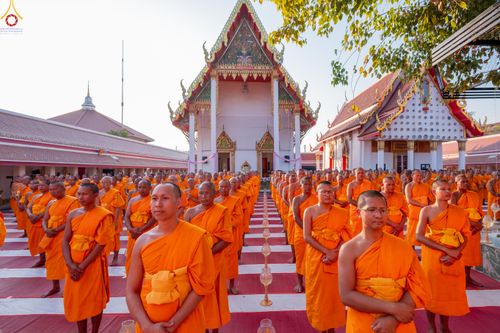 ภาพ No.293858:วันที่ 14 มกราคม พ.ศ. 2569 พิธีจุดประทีปถวายเป็นพุทธบูชา และบูชาธรรมมหาปูชนียาจารย์  ณ วัดสองพี่น้อง ต.ต้นตาล อ.สองพี่น้อง จ.สุพรรณบุรี ในโครงการธรรมยาตรา กตัญญูบูชา มหาปูชนียาจารย์ พระมงคลเทพมุนี(สด จนฺทสโร) พระผู้ปราบมาร อนุสรณ์สถาน 7 แห่ง ปีที่ 14