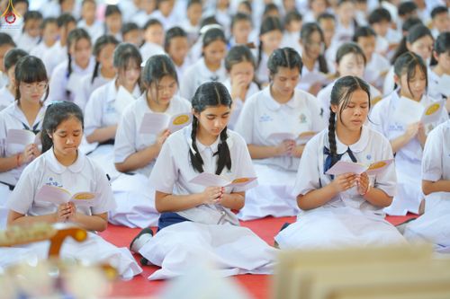 ภาพ No.289003:วันพุธที่ 17 ธันวาคม พ.ศ.2568 กิจกรรมเยาวชนไทยรวมใจทำความดี "เด็กดีมหานคร ต้นแบบด้านศีลธรรม" แข่งขันสอบตอบปัญหาศีลธรรมในพระพุทธศาสนา ครั้งที่ 7 และวันรวมพลังเด็กดี V-Star ประจำปี 2568 ณ วัดมหาธาตุยุวราชรังสฤษฎิ์ราชวรมหาวิหาร กรุงเทพมหานคร