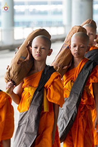 ภาพ No.81014:การฝึกเดินธุดงค์ของสามเณร ในโครงการบรรพชาสามเณรเพื่อฟื้นฟูพระพุทธศาสนาทั่วไทย ประจำปี 2566 ณ วิหารคดชั้น2 วัดพระธรรมกาย