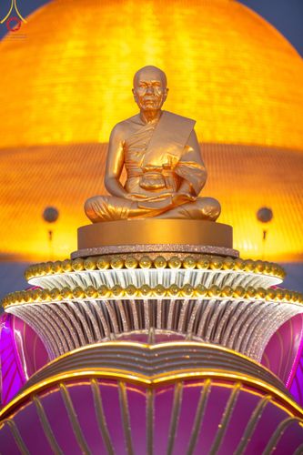 ภาพ No.120447:พิธีต้อนรับพระธรรมยาตรา ในโครงการธรรมยาตรา กตัญญูบูชา มหาปูชนียาจารย์ พระมงคลเทพมุนี(สด จนฺทสโร) พระผู้ปราบมาร อนุสรณ์สถาน 7 แห่ง ปีที่ 12 วันที่ 28 มกราคม พ.ศ. 2567 ณ วัดพระธรรมกาย จ.ปทุมธานี (ชุดที่ 2)