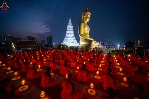 ภาพ No.119297:พิธีจุดประทีปถวายเป็นพุทธบูชา และบูชาธรรมมหาปูชนียาจารย์ พระมงคลเทพมุนี(สด จนฺทสโร) ในโครงการธรรมยาตราฯ วันที่ 26 มกราคม พ.ศ. 2567 ณ อาคารธรรมยาตรา กตัญญูบูชามหาปูชนียาจารย์ ตรงข้ามวัดปากน้ำภาษีเจริญ จ.กรุงเทพมหานคร