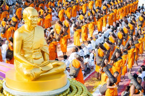 ภาพ No.193392:พิธีต้อนรับพระธรรมยาตรา ณ อนุสรณ์สถาน สถานที่เกิดในเพศสมณะ วัดสองพี่น้อง อำเภอสองพี่น้อง จังหวัดสุพรรณบุรี ในโครงการธรรมยาตรา กตัญญูบูชา มหาปูชนียาจารย์ พระมงคลเทพมุนี(สด จนฺทสโร) พระผู้ปราบมาร อนุสรณ์สถาน 7 แห่ง ปีที่ 13 วันที่ 11 มกราคม พ.ศ. 2568