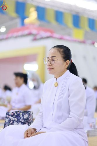 ภาพ No.205989:พิธีตักบาตร และ พิธีบูชาข้าวพระ ในวันอาทิตย์ต้นเดือน 2 กุมภาพันธ์ พ.ศ. 2568 ณ สภาธรรมกายสากล วัดพระธรรมกาย