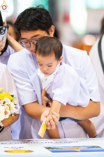 ภาพ No.77143:พิธีหล่อพระบรมพุทธเจ้า ในวันมาฆบูชา อาทิตย์ต้นเดือนที่ 6 มีนาคม พ.ศ. 2566 ณ วัดพระธรรมกาย จ.ปทุมธานี