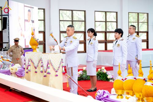 ภาพ No.227217:วันอังคารที่ 3 มิถุนายน พ.ศ. 2568 นายอำเภอคลองหลวง นำพสกนิกรรวมใจภักดิ์ สมเด็จพระนางเจ้าฯ พระบรมราชินี เนื่องในโอกาสวันเฉลิมพระชนมพรรษา ณ อาคารปลูกศรัทธา 2 วัดพระธรรมกาย อ.คลองหลวง จ.ปทุมธานี