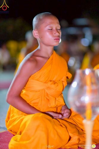 ภาพ No.222282:วันที่ 26-27 เมษายน พ.ศ. 2568 ศูนย์ปฏิบัติธรรมสวนผึ้ง ร่วมกับ ธุดงค์คสถานประจวบคีรีขันธ์ และวัดอ่าวน้อย  จัดกิจกรรมเดินธรรมยาตรา ตักบาตรข้าวสารอาหารแห้ง และจุดประทีปถวายเป็นพุทธบูชา ณ วัดอ่าวน้อย จ.ประจวบคีรีขันธ์