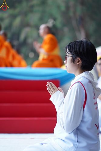 ภาพ No.198856:V.50 สารพัดV สารพัดดี ที่ธรรมยาตรา ในโครงการธรรมยาตรา กตัญญูบูชา มหาปูชนียาจารย์ พระมงคลเทพมุนี(สด จนฺทสโร) พระผู้ปราบมาร อนุสรณ์สถาน 7 แห่ง ปีที่ 13 ระหว่างวันที่ 2-31 มกราคม พ.ศ. 2568