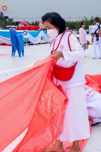 ภาพ No.120981:V.20 เป็นปลื้ม การเตรียมงาน เก็บงาน การรับบุญของเจ้าหน้าที่หน่วยงานต่างๆ เพื่อโครงการธรรมยาตรา กตัญญูบูชา มหาปูชนียาจารย์ พระมงคลเทพมุนี (สด จนฺทสโร) พระผู้ปราบมาร อนุสรณ์สถาน 7 แห่ง ปีที่ 12 ระหว่างวันที่ 2 - 31 มกราคม พ.ศ.2567