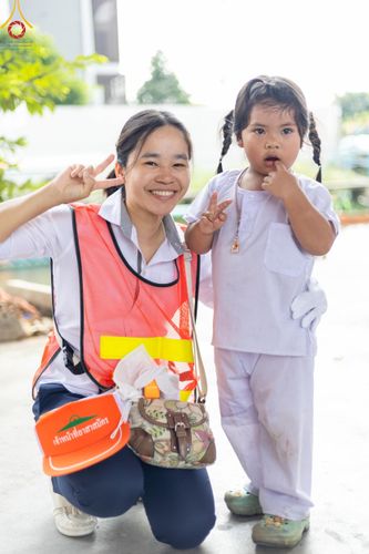 ภาพ No.117086:V.16 เป็นทีม การเตรียมงาน เก็บงาน การรับบุญของเจ้าหน้าที่หน่วยงานต่างๆ เพื่อโครงการธรรมยาตรา กตัญญูบูชามหาปูชนียาจารย์ พระมงคลเทพมุนี (สด จนฺทสโร) พระผู้ปราบมาร อนุสรณ์สถาน 7 แห่ง ปีที่ 12 ระหว่างวันที่ 2 - 31 มกราคม พ.ศ. 2567