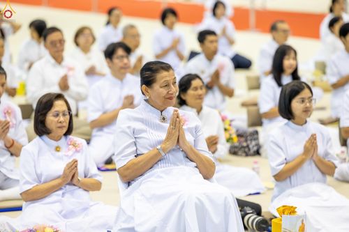 ภาพ No.281079:วันที่ 21 ธันวาคม พ.ศ.2568 พิธีมุทิตาหลวงพ่อทัตตชีโว ณ ห้องแก้วสารพัดนึก วัดพระธรรมกาย