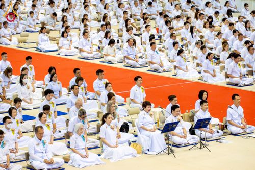 ภาพ No.264654:วันอาทิตย์ที่ 2 พฤศจิกายน พ.ศ. 2568 พิธีทอดกฐินสามัคคี ณ สภาธรรมกายสากล วัดพระธรรมกาย