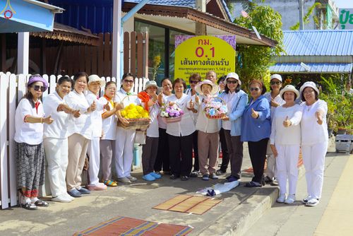 ภาพ No.287412:วันที่ 3 มกราคม พ.ศ. 2569 พิธีต้อนรับพระธรรมยาตรา ในโครงการธรรมยาตรา กตัญญูบูชา มหาปูชนียาจารย์ พระมงคลเทพมุนี(สด จนฺทสโร) พระผู้ปราบมาร อนุสรณ์สถาน 7 แห่ง ปีที่ 14 ณ อนุสรณ์สถานมหาวิหารพระมงคลเทพมุนี (โลตัสแลนด์) อ.สองพี่น้อง จ.สุพรรณบุรี