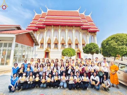 ภาพ No.200555:พิธีทอดผ้าป่าทำนุบำรุงศาสนสถาน ณ วัดรางกำหยาด ตำบลบางภาษี อำเภอบางเลน จังหวัดนครปฐม ในโครงการธรรมยาตรา กตัญญูบูชา มหาปูชนียาจารย์ พระมงคลเทพมุนี(สด จนฺทสโร) พระผู้ปราบมาร อนุสรณ์สถาน 7 แห่ง ปีที่ 13 วันที่ 22 มกราคม พ.ศ. 2568