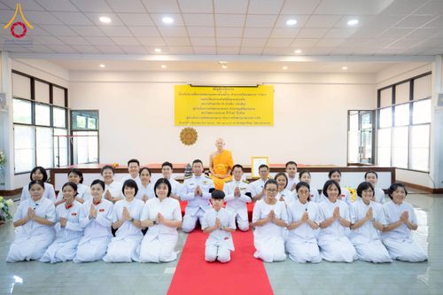 ภาพ No.276749:วันเสาร์ที่ 6 ธันวาคม พ.ศ. 2568 พิธีมุทิตาสักการะ เนื่องในโอกาสที่พระเดชพระคุณพระพรหมดิลก เจ้าอาวาสวัดสามพระยา วรวิหาร เมตตาเป็นประธานในพิธีตั้งฐานานุกรมใน พระราชวิเทศวชิรเวที (บัณฑิต วรปญฺโญ) ผู้ช่วยเจ้าอาวาสวัดพระธรรมกาย (ไวโรจน์ วิโรจโน) ผู้ช่วยเจ้าอา