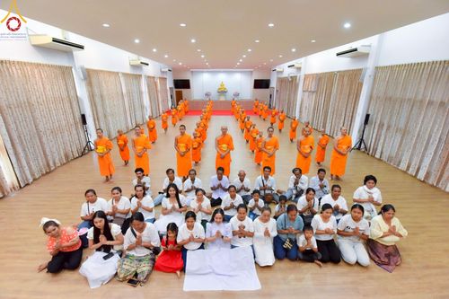 ภาพ No.216552:วันอังคารที่ 8 เม.ย. พ.ศ. 2568 พิธีบรรพชาสามเณร ณ ศูนย์ปฏิบัติธรรมเขาคิชฌกูฏ จันทบุรี