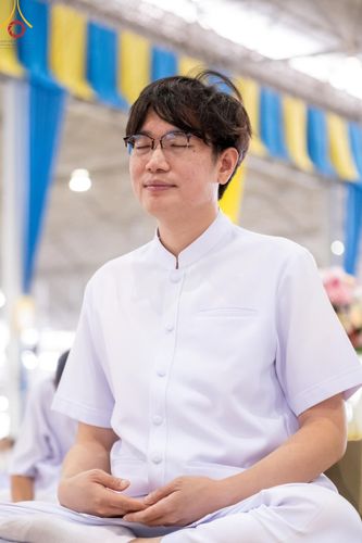 ภาพ No.123080:พิธีตักบาตร และพิธีบูชาข้าวพระ ในวันอาทิตย์ต้นเดือนที่ 4 กุมภาพันธ์ พ.ศ. 2567 ณ วัดพระธรรมกาย จ.ปทุมธานี