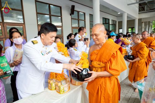 ภาพ No.227144:วันอังคารที่ 3 มิถุนายน พ.ศ. 2568 นายอำเภอคลองหลวง นำพสกนิกรรวมใจภักดิ์ สมเด็จพระนางเจ้าฯ พระบรมราชินี เนื่องในโอกาสวันเฉลิมพระชนมพรรษา ณ อาคารปลูกศรัทธา 2 วัดพระธรรมกาย อ.คลองหลวง จ.ปทุมธานี