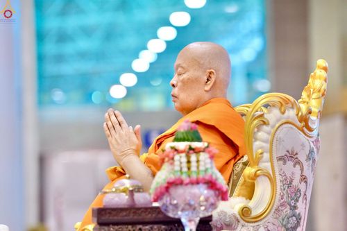 ภาพ No.236408:วันที่ 3 สิงหาคม พ.ศ. 2568 พิธีถวายมหาสังฆทานคณะสงฆ์ 2,000 กว่าวัดทั่วประเทศ ปีที่ 25 , พิธีถวายไทยธรรมคณะสงฆ์ 323 วัด 4 จังหวัดชายแดนภาคใต้ ณ วัดพระธรรมกาย