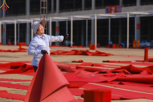 ภาพ No.208143:V.55 สารพัดV สารพัดดี ที่วัดพระธรรมกาย ในโครงการธรรมยาตรา กตัญญูบูชา มหาปูชนียาจารย์ พระมงคลเทพมุนี (สด จนฺทสโร) พระผู้ปราบมาร อนุสรณ์สถาน 7 แห่ง ปีที่ 13 ระหว่างวันที่ 2-31 มกราคม พ.ศ. 2568