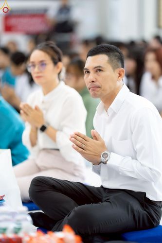 ภาพ No.243120:วันพฤหัสบดีที่ 4 กันยายน พ.ศ. 2568 เวลา 07.00-08.15 น. มหาวิทยาลัยเกษตรศาสตร์ กำแพงแสน ร่วมทำบุญตักบาตร Freshy KU85 พระสงฆ์ 85 รูป