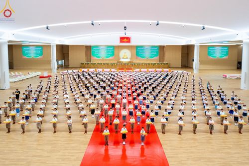 อบรมเชิงปฎิบัติการจัดกิจกรรมทอดกฐินสัมฤทธิ์ และพิธีมอบผ้าไตรประธานกฐินสัมฤทธิ์เด็กดี V-Star ประจำปีพุทธศักราช 2567  วันเสาร์ที่ 7 กันยายน พ.ศ.2567 ณ สภาธรรมกายสากล วัดพระธรรมกาย