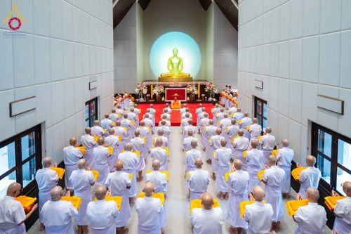 ภาพ No.144147:พิธีบรรพชาอุปสมบทหมู่ พระธรรมทายาทนานาชาติ(ภาษาจีน) รุ่น 19 ณ วัดพระธรรมกาย จ.ปทุมธานี วันเสาร์ที่ 13 กรกฎาคม พ.ศ. 2567