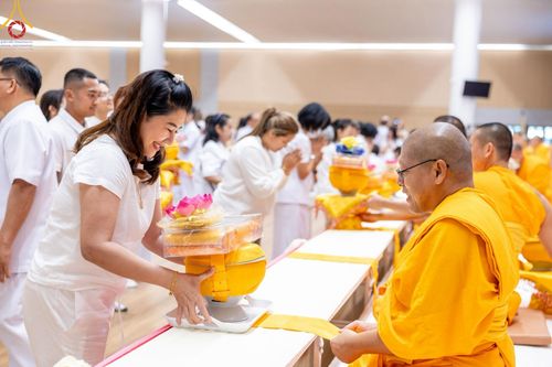 ภาพ No.212781:วันอาทิตย์ที่ 23 มีนาคม พ.ศ. 2568 พิธีร่วมบุญโครงการบรรพชาสามเณร 5,000 รูป ณ ห้องแก้วสารพัดนึก 2 วัดพระธรรมกาย