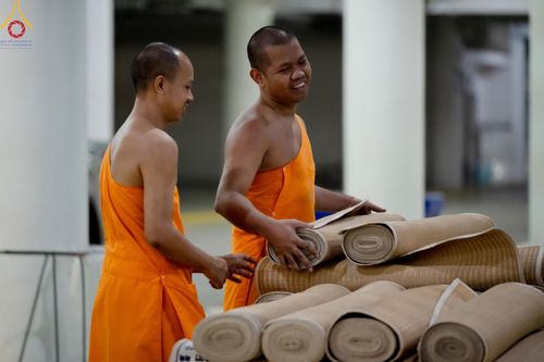 ภาพ No.60583:V.38 ทุ่มพลังเพื่อพ่อครบ 80 ปี ภาพการเตรียมงานของหน่วยงานต่างๆ เพื่อพิธีฉลองอายุวัฒนมงคล 80 ปี หลวงพ่อธัมมชโย และรับถวายมหาสังฆทาน 10,000 กว่าวัดทั่วประเทศ ในวันคุ้มครองโลก วันจันทร์ที่ 22 เมษายน พ.ศ. 2567