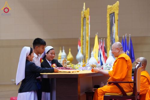 ภาพ No.207593:พิธีมอบโล่พระราชทาน สมเด็จพระกนิษฐาธิราชเจ้า กรมสมเด็จพระรัตนราชสุดาฯ สยามบรมราชกุมารี และโล่เกียรติยศโครงการตอบปัญหาธรรมะ "ทางก้าวหน้า" ครั้งที่ 42 พิธีมอบโล่วัชรเกียรติยศ โครงการตอบปัญหาศีลธรรมเพื่อสันติภาพโลก (WORLD-PEC) ครั้งที่ 18 วันที่ 12 ก.พ. 2568