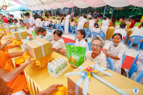 ภาพ No.161122:พิธีถวายมหาสังฆทาน 31 วัด , พิธีบุพเปตพลี , พิธีไถ่ชีวิตโค และ ปล่อยพันธ์ุปลาจำนวน 50,000 ชีวิต ณ ศูนย์การศึกษาจอมบึง ต.รางบัว อ.จอมบึง จ.ราชบุรี วันที่ 28 กันยายน พ.ศ. 2567