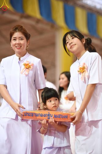 ภาพ No.167763:พิธีทอดกฐิน และ พิธีกรานกฐิน ในวันอาทิตย์ที่ 3 พฤศจิกายน พ.ศ. 2567 ณ วัดพระธรรมกาย จ.ปทุมธานี