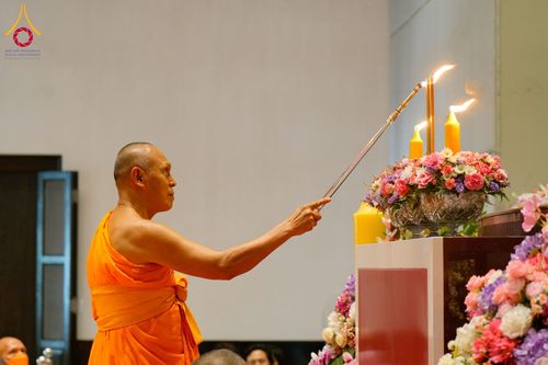 ภาพ No.62173:พิธีอุปสมบทในโครงการอุปสมบทหมู่ บูชาธรรมหลวงพ่อธัมมชโย พ.ศ.2567 ณ อุโบสถ วัดพระธรรมกาย จ.ปทุมธานี วันที่ 13-15 เมษายน พ.ศ. 2567