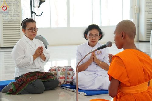 ภาพ No.134904:พิธีตัดปอยผม พิธีขอขมารับผ้าไตร พิธีบรรพชา และพิธีถวายบาตร ในโครงการบรรพชาสามเณร ฟื้นฟูพระพุทธศาสนาทั่วไทย  ณ ศูนย์ปฏิบัติธรรมและศูนย์อบรมเยาวชนเพชรบุรี ต.ท่าแลง อ.ท่ายาง จ.เพชรบุรี