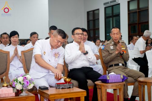 ภาพ No.316260:วันเสาร์ที่ 28 มีนาคม พ.ศ. 2569 พิธีบำเพ็ญกุศล คุณพ่อณรงค์ จินตมากุล  สิริอายุ 99 ปี 11 เดือน โยมบิดา พระครูปลัดรัตนวีรวัฒน์ (รังสฤษดิ์ อิทฺธิจินตโก) ที่ปรึกษาเจ้าคณะจังหวัดปทุมธานี เจ้าอาวาสวัดพระธรรมกาย  ณ ห้องปลูกศรัทธา 2 วัดพระธรรมกาย ปทุมธานี