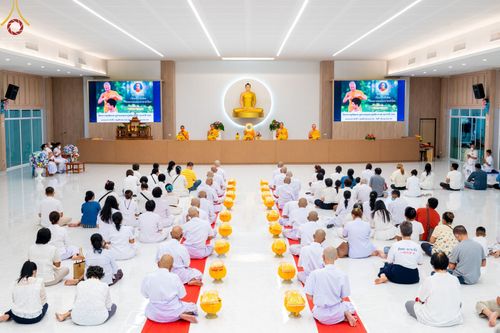 ภาพ No.65636:พิธีปลงผม และพิธีขอขมามอบผ้าไตร นาคธรรมทายาท ในโครงการอุปสมบทบูชาธรรม มหาปูชนียาจารย์ประจำปี 2565 ณ ศูนย์ปฏิบัติธรรมภาคใต้ บางกล่ำ จ.สงขลา วันที่ 19 พฤศจิกายน พ.ศ. 2565