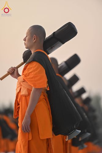 ภาพ No.299830:วันที่ 19 มกราคม พ.ศ.2569 พระธรรมยาตราปฏิบัติธรรมและถ่ายภาพหมู่ประวัติศาสตร์ ณ อนุสรณ์สถานลำดับที่ 5 สถานที่เผยแผ่วิชชาธรรมกายครั้งแรก  อนุสรณ์สถานบางปลาวัดบางปลา อ.บางเลน จ.นครปฐม ในโครงการธรรมยาตรา กตัญญูบูชา มหาปูชนียาจารย์ พระมงคลเทพมุนี(สด จนฺทสโร) 