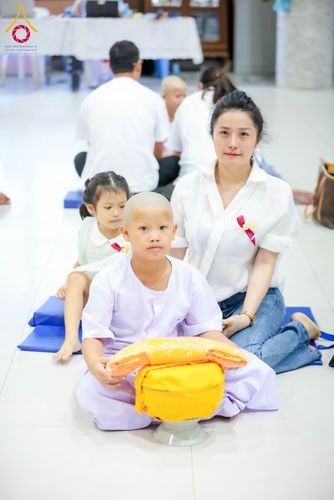 ภาพ No.317488:วันอาทิตย์ ที่ 29 มีนาคม พ.ศ.2569  พิธีปลงผม , พิธีขอขมามอบบาตรและผ้าไตร , พิธีบรรพชา ณ ศูนย์ปฏิบัติธรรมสมุทรปราการ จำนวน 42 รูป